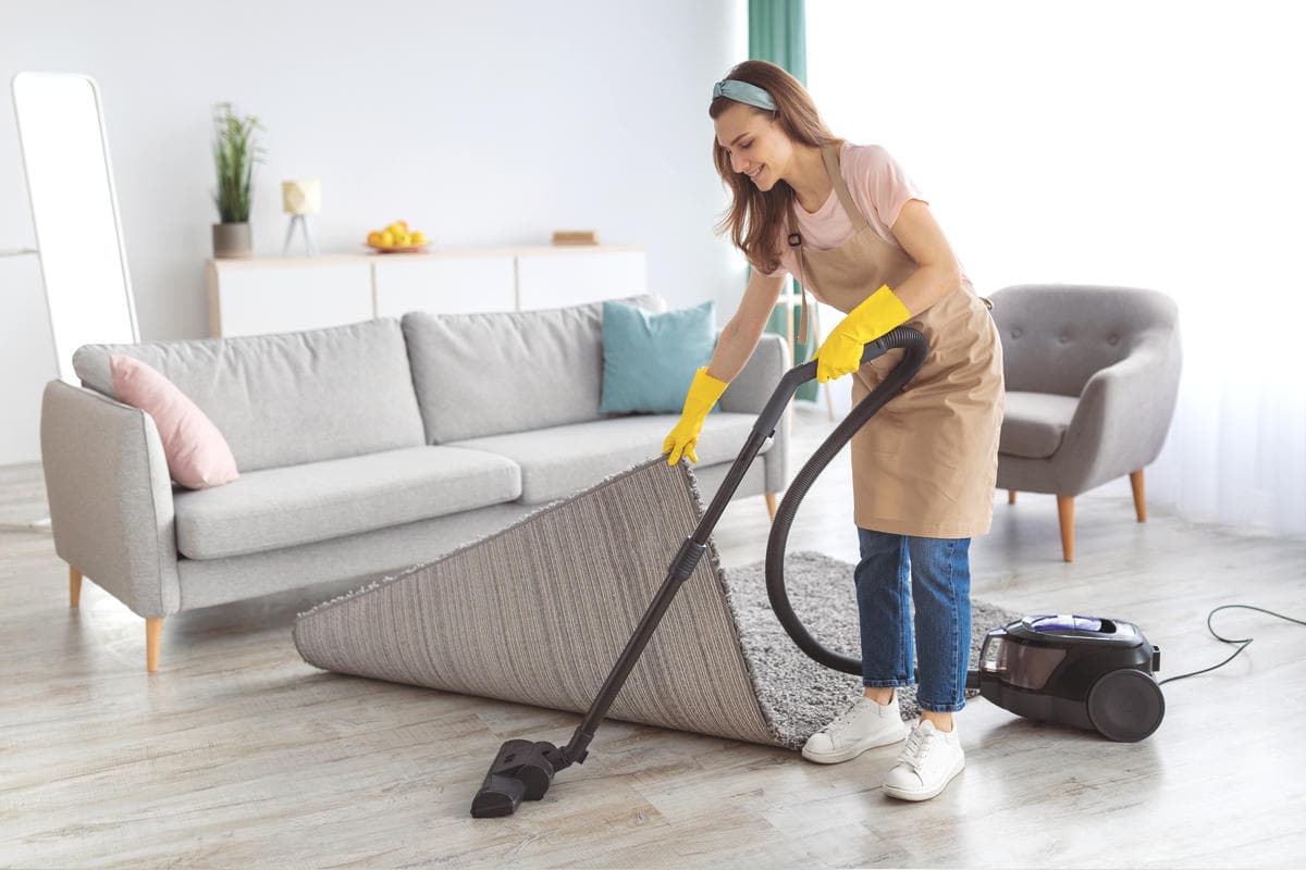 How to Clean a House for Thanksgiving